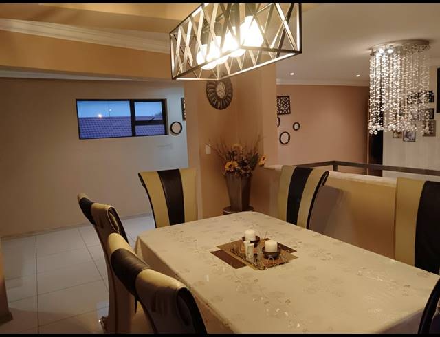 4 BEDROOM HOUSE FOR SALE IN VISTA PARK